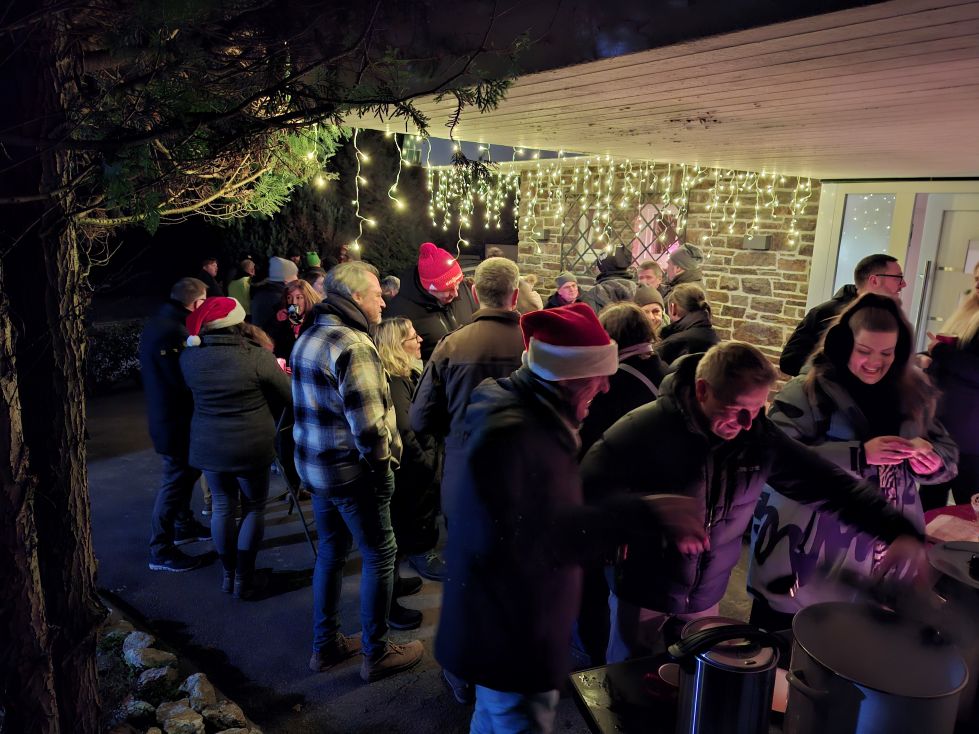 23. Dezember: Bei Nele und Geronimo im Buchenweg