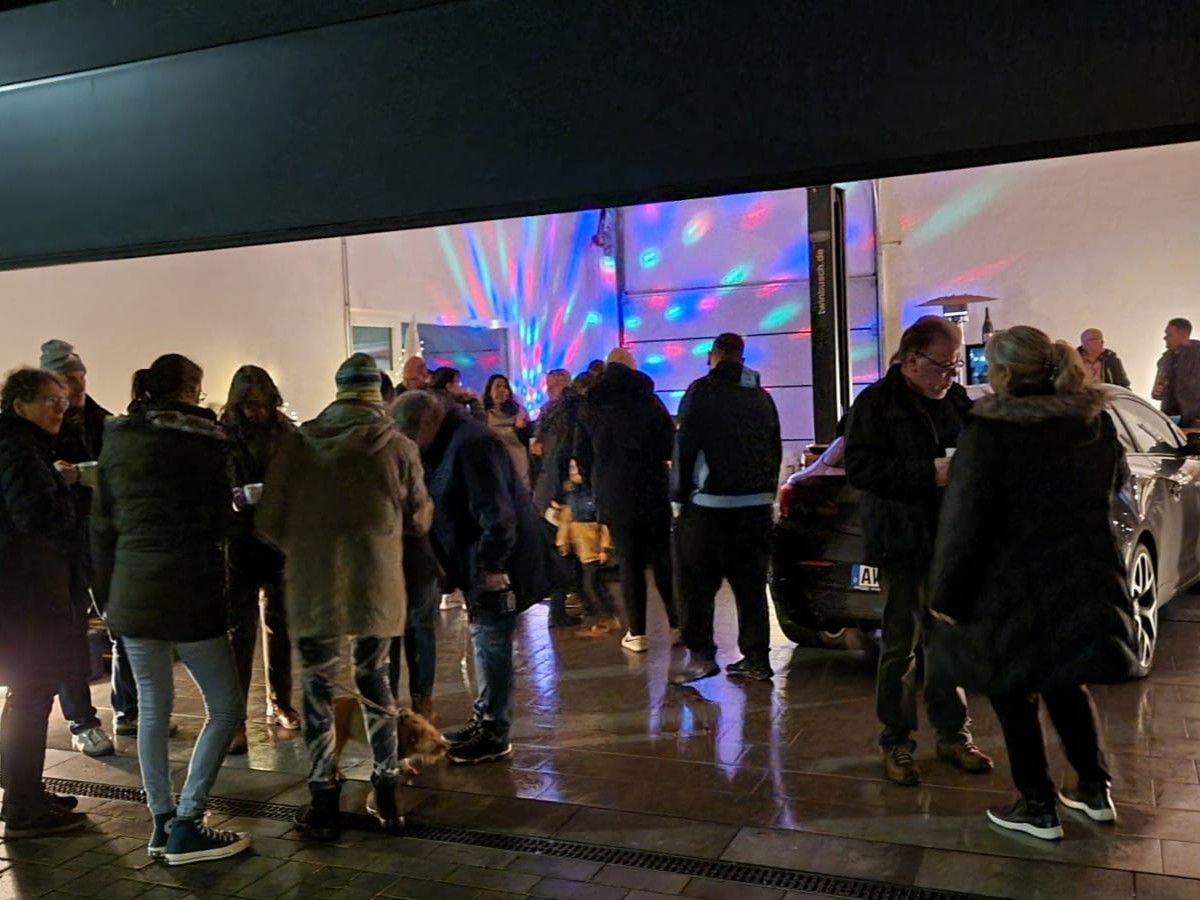 8. Dezember: Bei Lorry und Andreas im Eichenbacher Weg